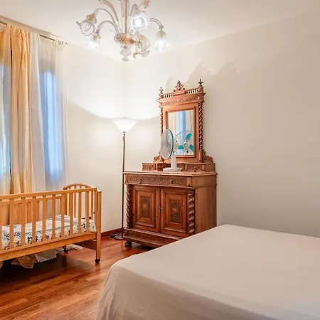 Serafina Villa
